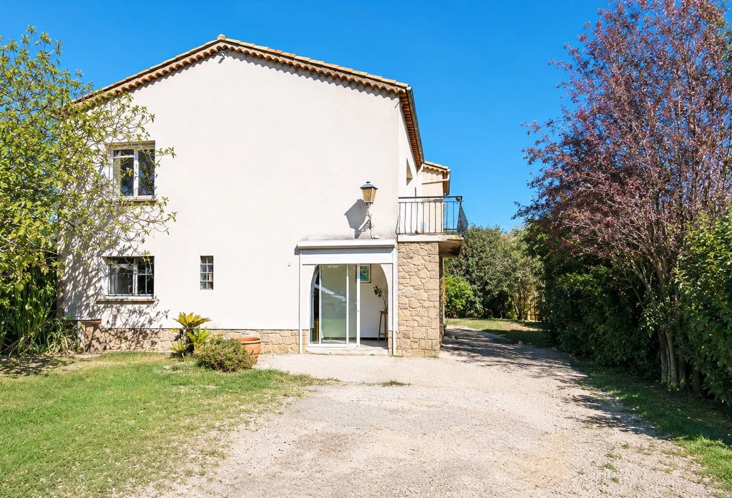 Maison 6 Pièces - Le muy Proche du centre et des Commerces au calme — photo 1