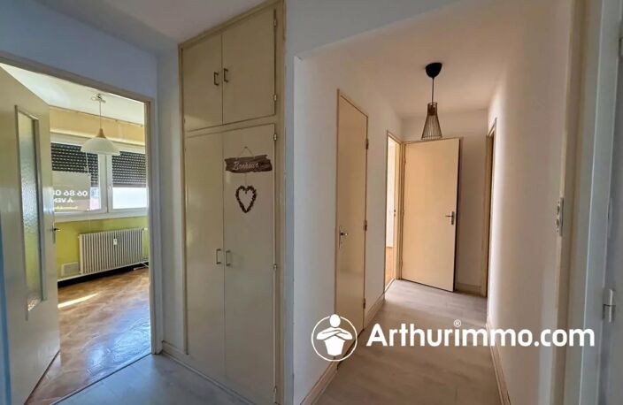 Appartement lumineux 3 pièces à Belfort avec balcon — photo 2