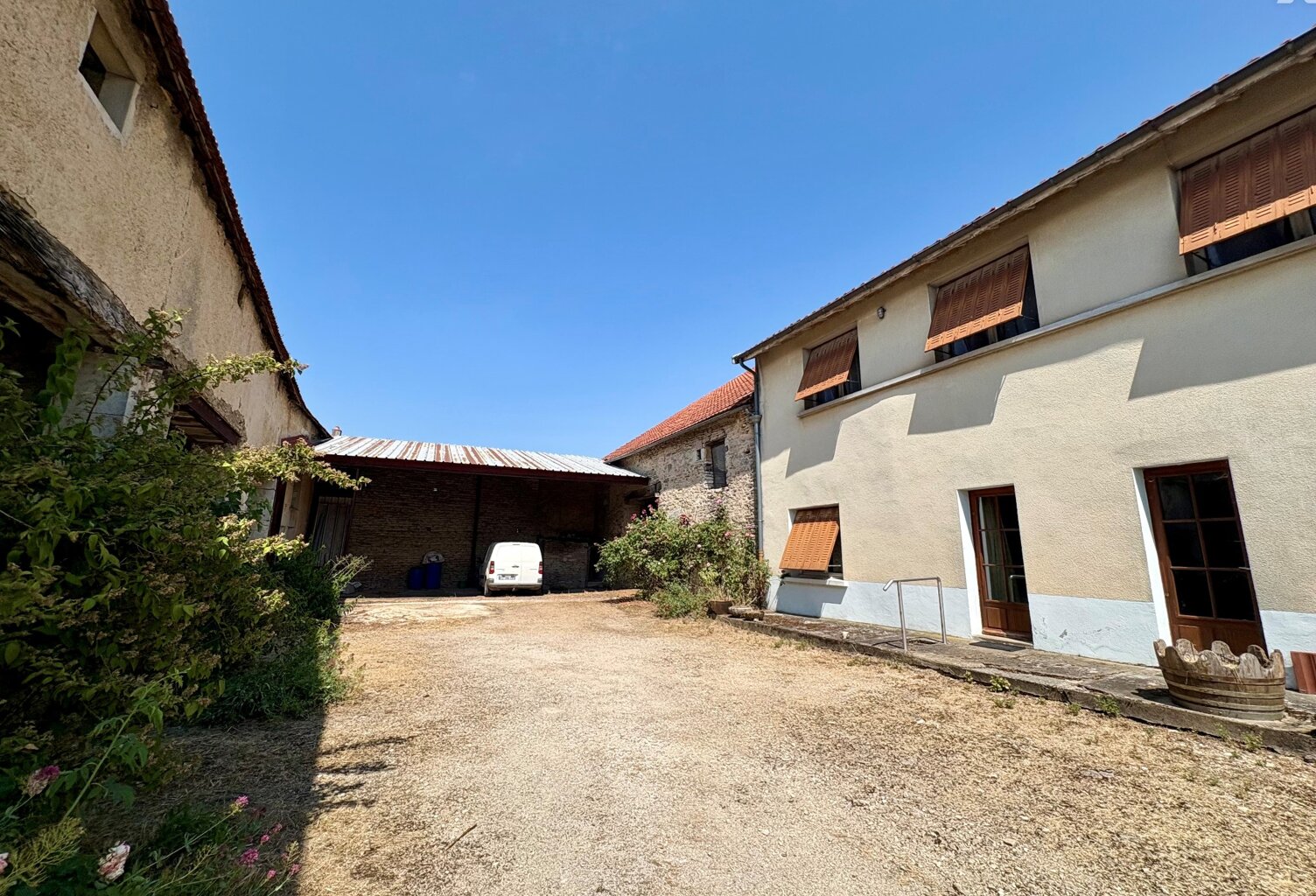 Vente maison 6 pièces 141 m² Savigny-le-Sec (21380) — photo 1