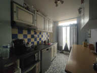 PLEIN CENTRE VILLE, APPARTEMENT  RENOVE DE 80 M2 HAB AVEC GR — photo 2