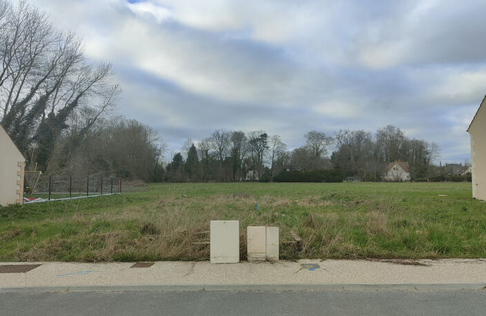Très beau Terrain à bâtir de 837 m2 plat et clos sur deux co — photo 3