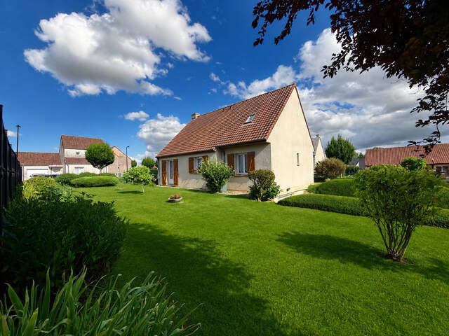 NESLE  - PAVILLON INDIVIDUEL ELEVEE SUR SOUS SOL COMPLET - 4 — photo du bien