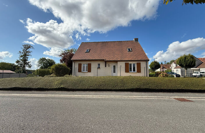 NESLE  - PAVILLON INDIVIDUEL ELEVEE SUR SOUS SOL COMPLET - 4 — photo 2