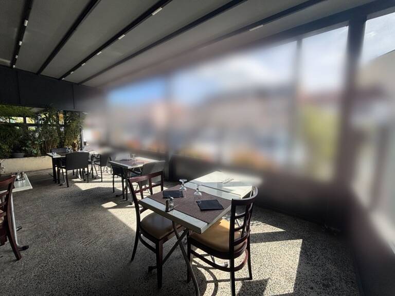 Local commercial Restaurant — photo 1