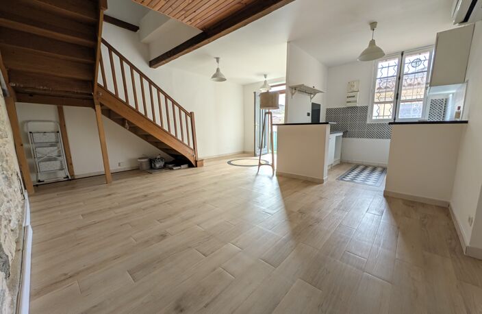 NIMES JEAN-JAURÈS P3 Duplex de charme 56m² avec Balcon et Clim Idéal Investisseur ou 1er Achat — photo 3