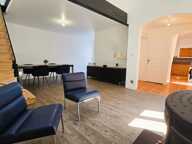 MAISON ATYPIQUE T3bis / GARAGE / TERRASSE / COUR — photo 2