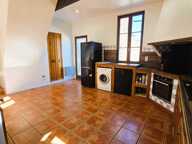 MAISON ATYPIQUE T3bis / GARAGE / TERRASSE / COUR — photo 4