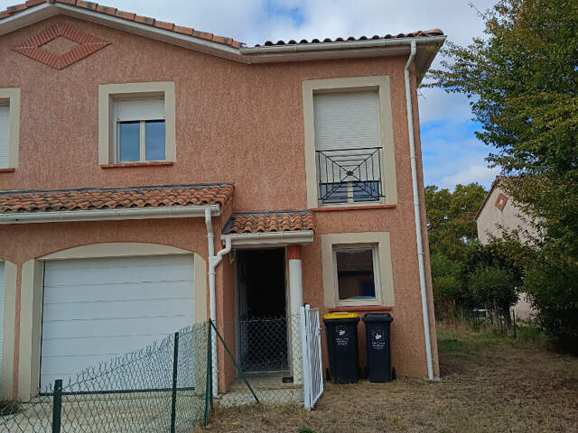 Saint Sulpice : Maison T4 de 79 m² avec garage et jardin — photo du bien