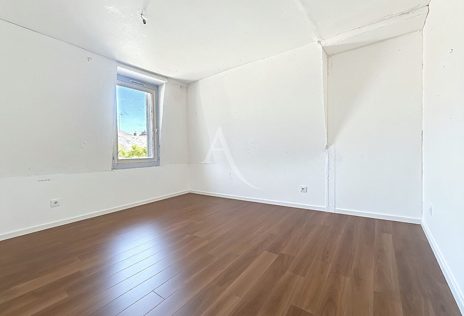 Appartement Chateau Gontier Sur Mayenne 3 pièce(s) 65 m2 — photo 1