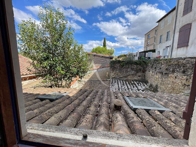 Maison de ville avec cour — photo du bien