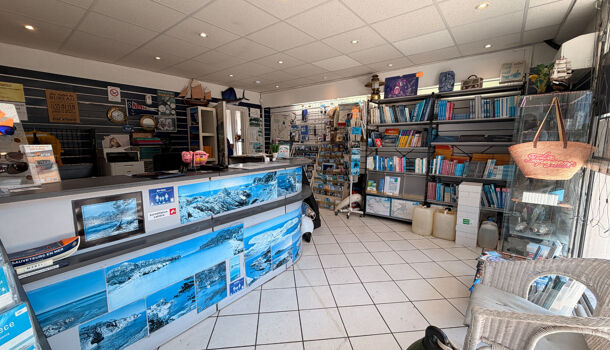 Local commercial 4 pièces  à vendre Hyères 83400