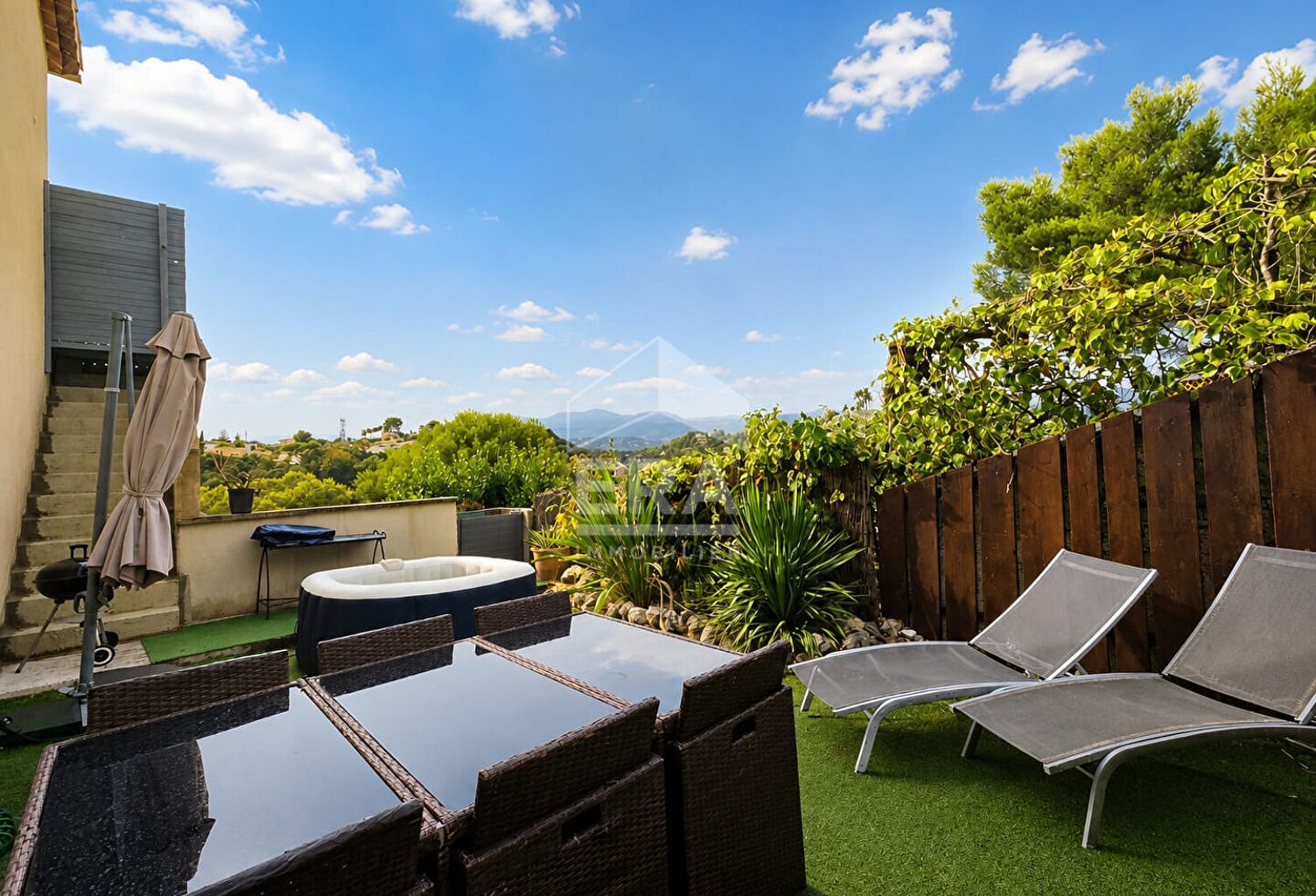 Charmant deux pièces avec jardin au calme absolu — photo 1