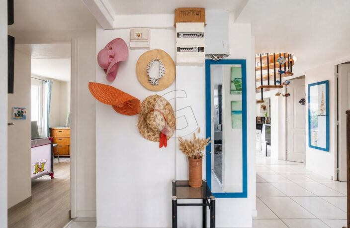 MAISON 8 PIÈCES -119M²- À VENDRE À JARD SUR MER — photo 2