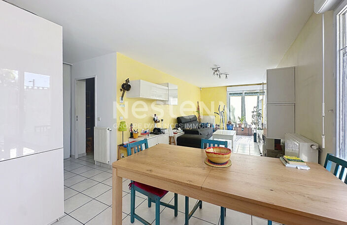 Rez de jardin 3 pièces 2 chambres avec cave - 69500 BRON — photo 4