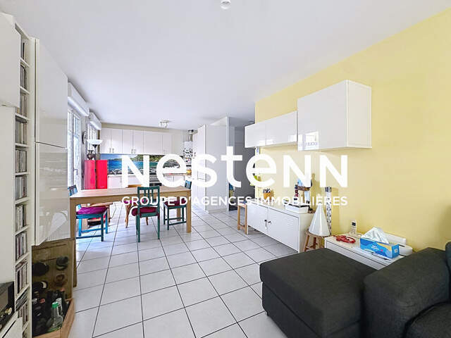 Appartement en rez de jardin 3 pièces 2 chambres avec cave - 69500 BRON — photo du bien