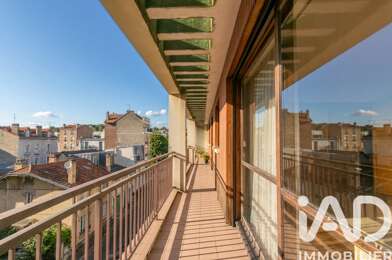 Appartement 5 pièces 593000 €