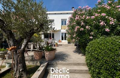 La Rochelle  Maison familiale rénovée 4 chambres avec jardin et garage — photo du bien