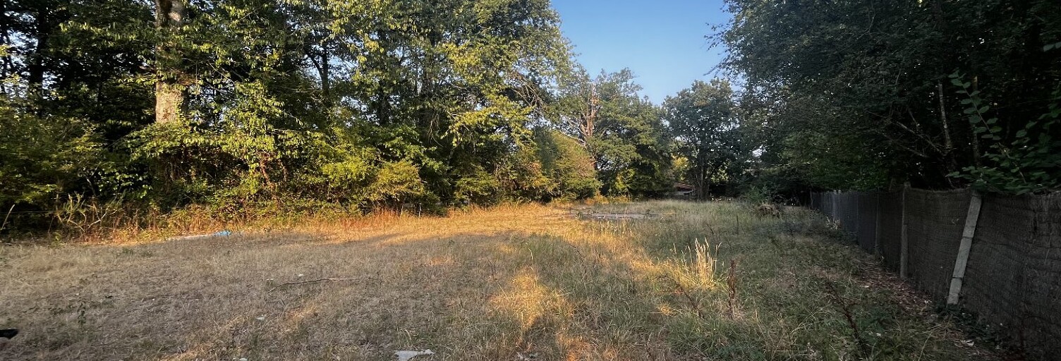 Terrain  1843 m² à vendre à Marigny-Chemereau (86370)