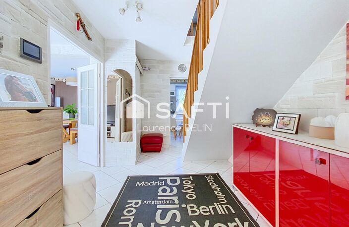 BEAUX VOLUMES ET VIE DE PLAIN-PIED / 4 CHAMBRES — photo 3