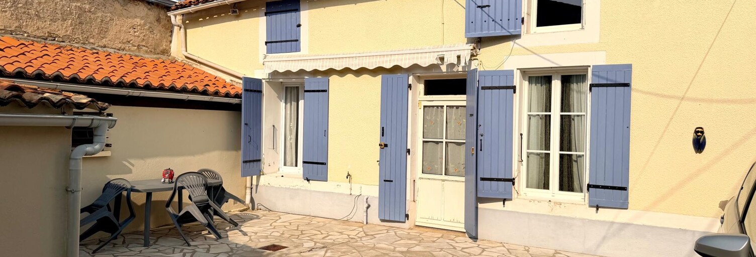 Maison 3 Pièces 80 m² à vendre à Saint-Jean-d'Angély (17400)