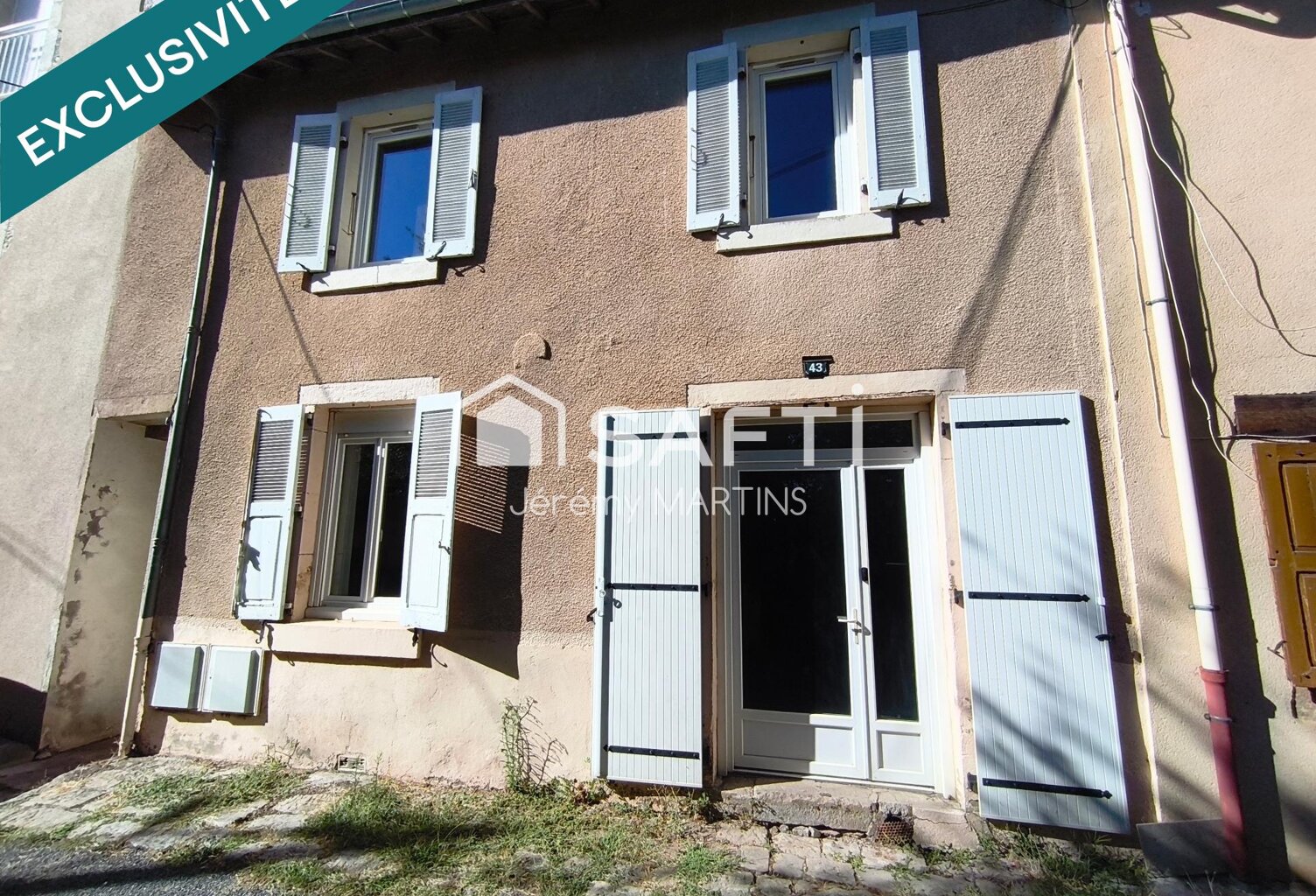 Maison avec jardin, terrasse et 2 accès - fort potentiel — photo 1