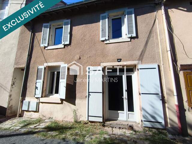 Maison avec jardin, terrasse et 2 accès - fort potentiel — photo du bien