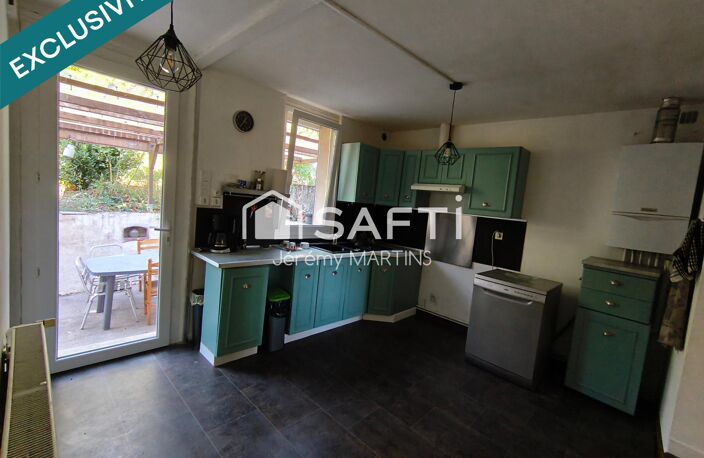 Maison avec jardin, terrasse et 2 accès - fort potentiel — photo 2
