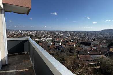 Appartement 3 pièces 142000 €