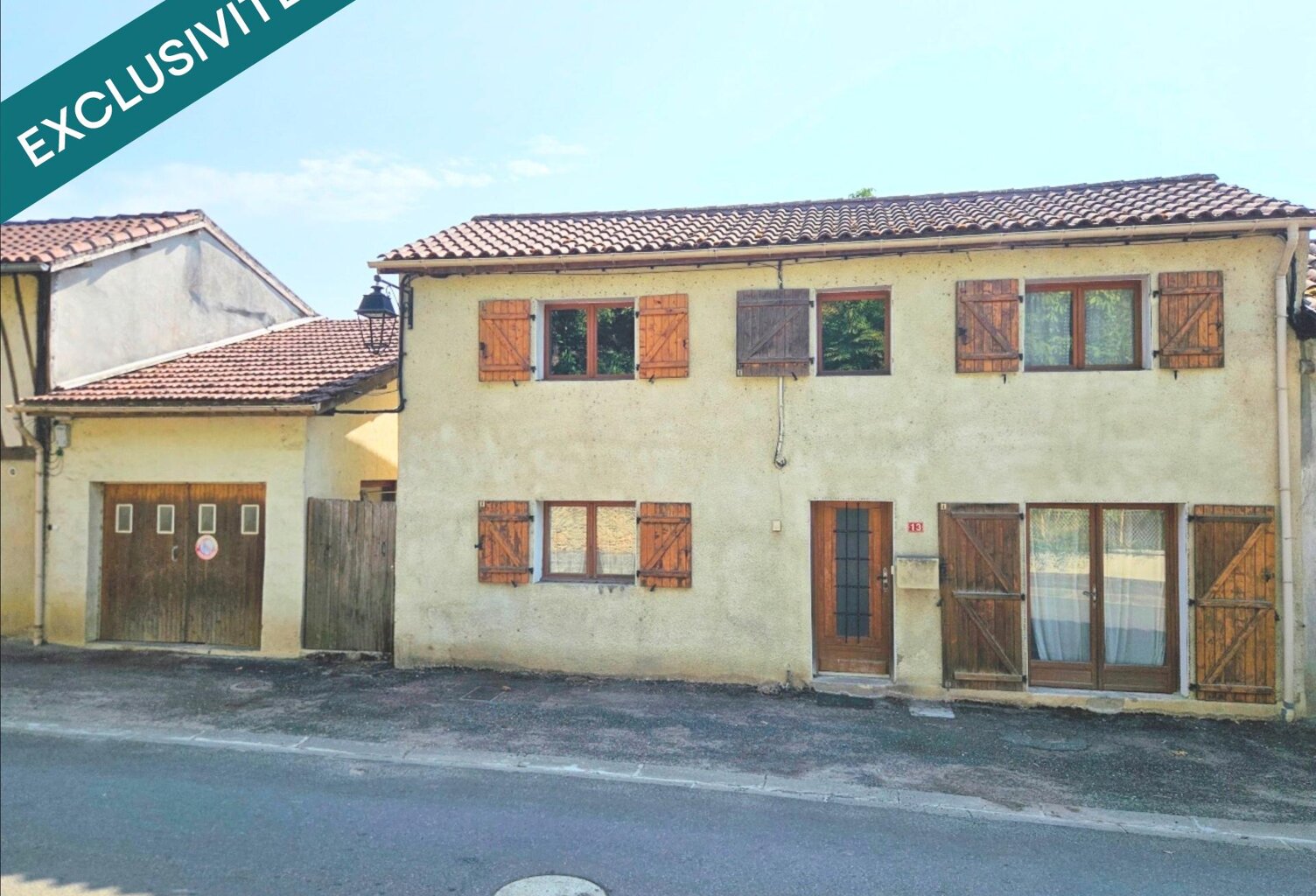 MAISON COEUR DU VILLAGE DANS CARTIER CALME — photo 1