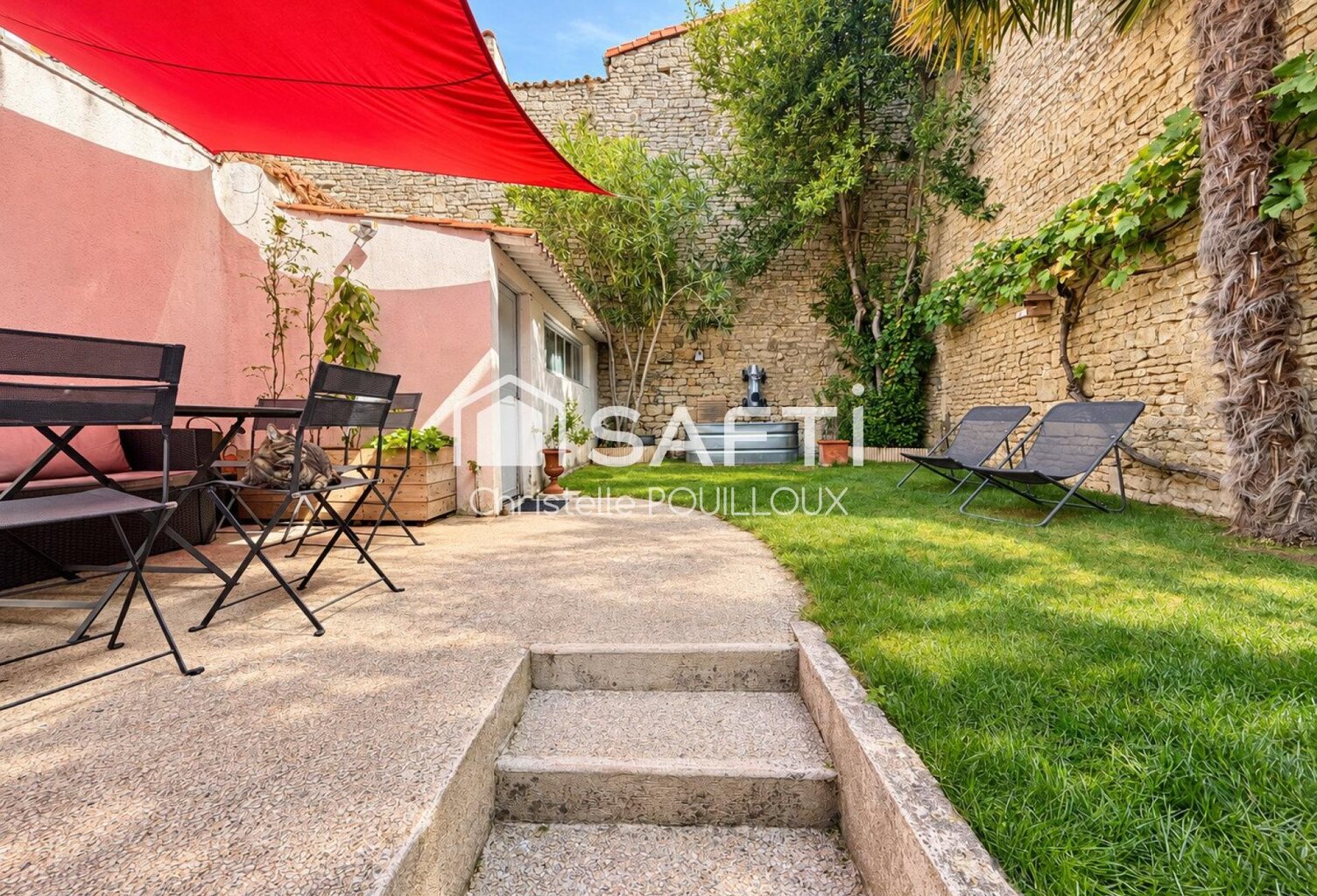 Niort centre ville, 5 chambres, 2 SDB, jardin et garage — photo 1