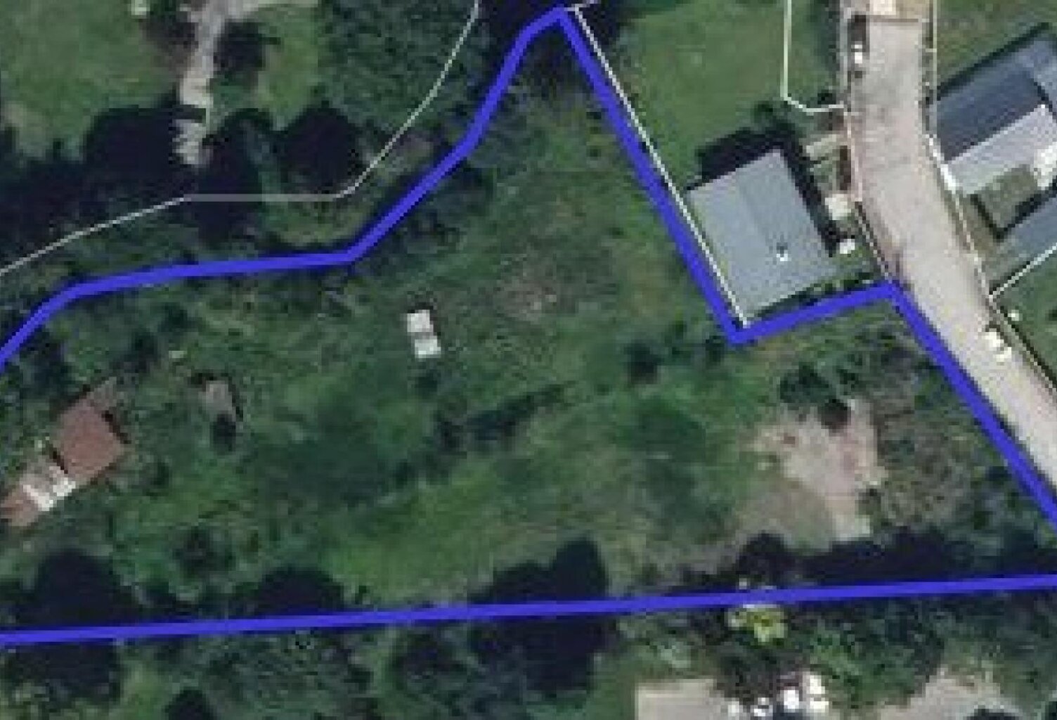 Terrain constructible 4000 m2 — photo 1