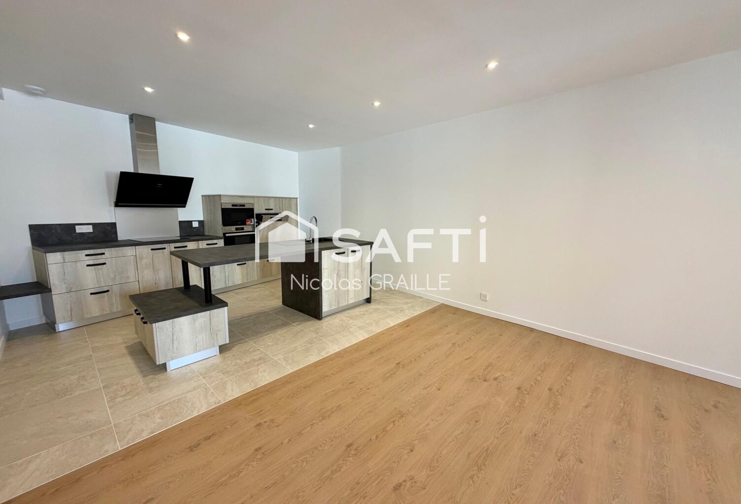 Appartement T4 neuf — photo 1