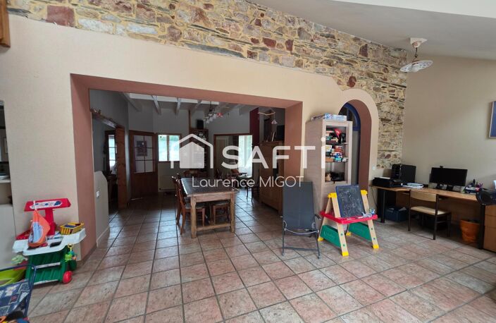 DERVAL  Propriété de caractère, 2 maisons — photo 4