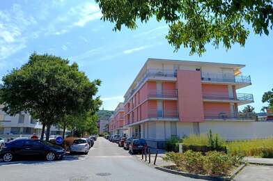 Appartement 4 pièces 225000 €
