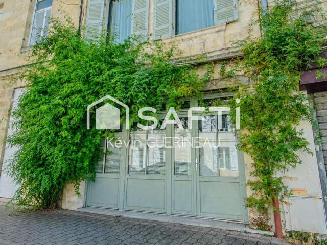 Maison de caractère  Vieux Lormont  150 m²  4 chambres  Jardin — photo du bien