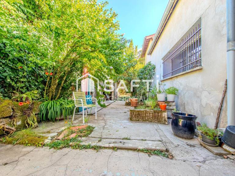 Maison de caractère  Vieux Lormont  150 m²  4 chambres  Jardin — photo 1