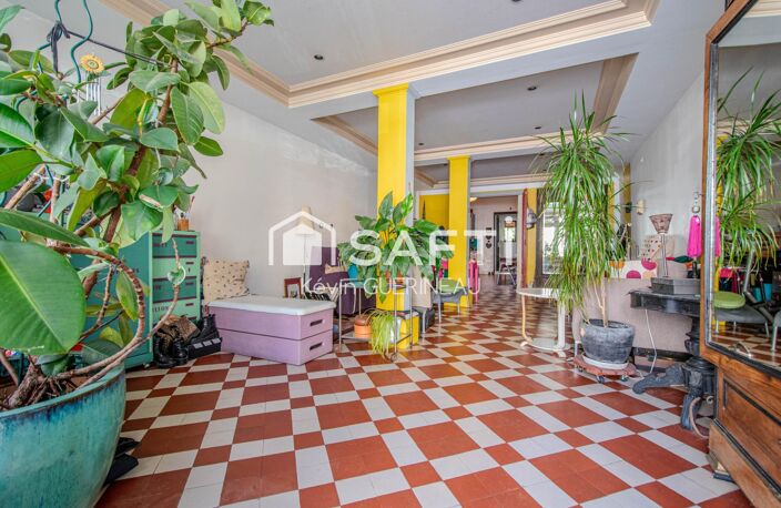Maison de caractère  Vieux Lormont  150 m²  4 chambres  Jardin — photo 3