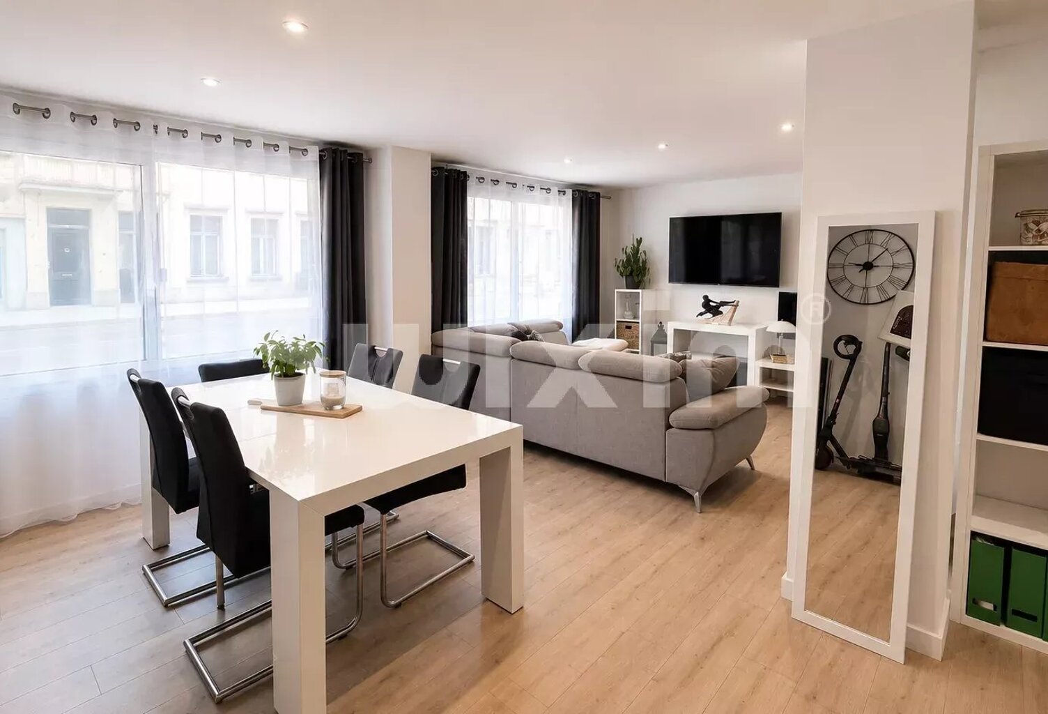 T5 Duplex en centre ville d'Aix Les Bains — photo 1