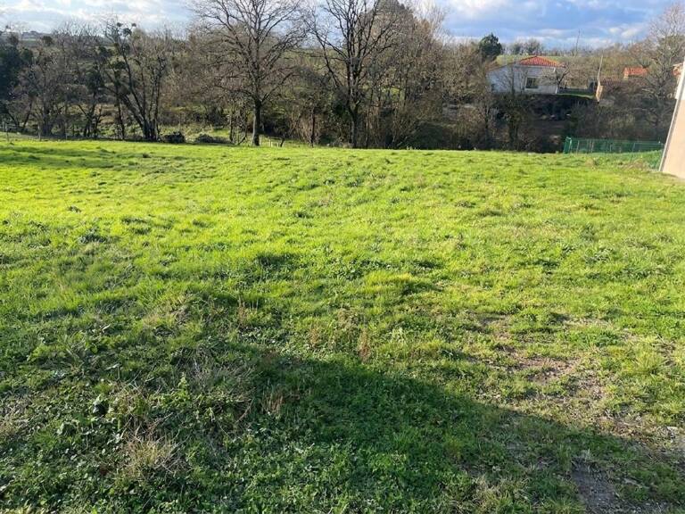 Terrain de 722m2 a Thorigny — photo 1