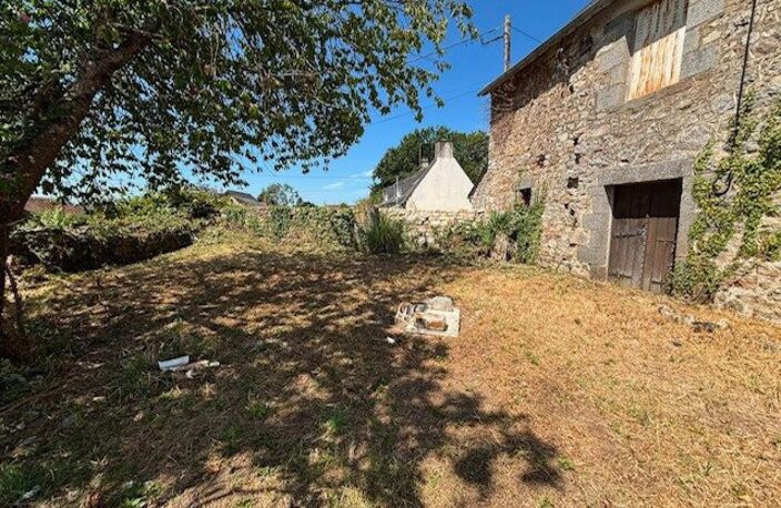 Maison en pierres à renover, beau vomule — photo 3