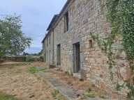 Maison en pierres à renover, beau vomule — photo 4