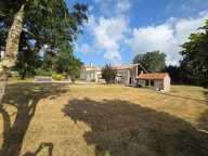 Maison atypique, secteur calme, piscine — photo 2
