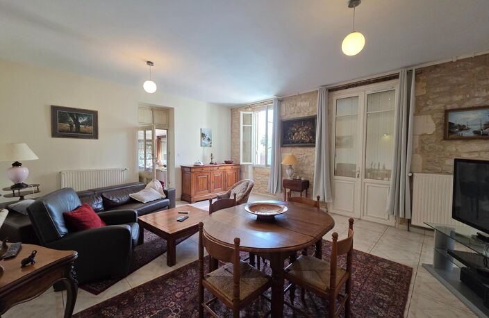 Maison atypique, secteur calme, piscine — photo 4
