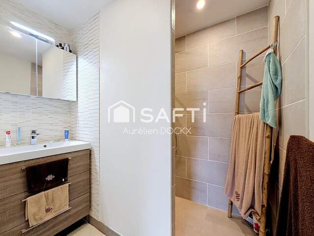 Maison de charme rénovée 154 m², 5 chambres, véranda — photo du bien