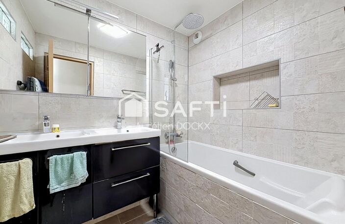 Maison de charme rénovée 154 m², 5 chambres, véranda — photo 2