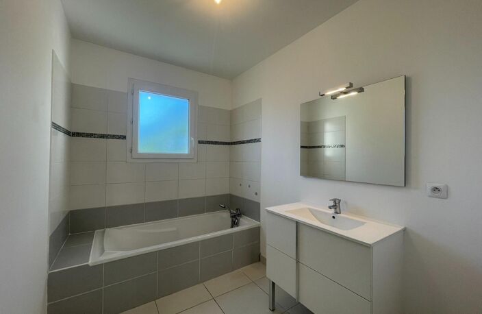 BAILLARGUES Appart Triplex 109m2 jardin — photo 5