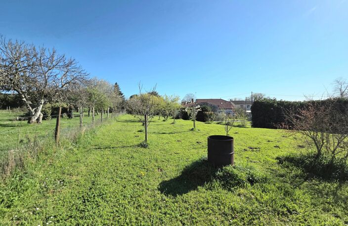 Maison en pierre de 296 m²  AUTONOMIE ÉNERGÉTIQUE — photo 2