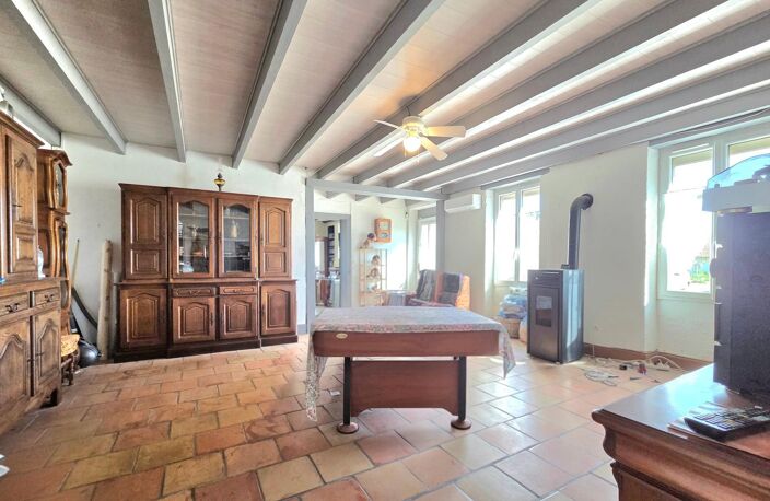 Maison en pierre de 296 m²  AUTONOMIE ÉNERGÉTIQUE — photo 3