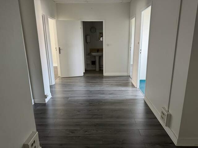 à VENDRE — photo du bien