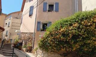 Maison 3 Pièces 85 m² à louer à Pierrefeu-du-Var (83390)